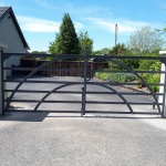 custom-gates-35