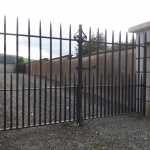 custom-gates-44