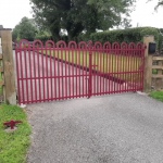 Pink-Arched-top-gate