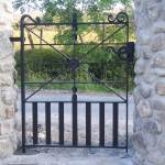 custom-gates-11