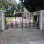 custom-gates-16